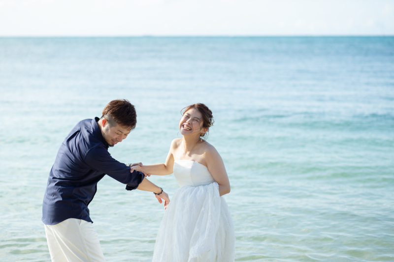 足元だけ海に入ってみました♪