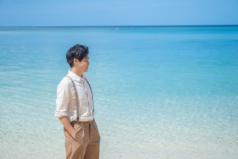 沖縄の海に合うカジュアル衣装
