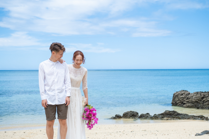 恩納村西海岸のビーチに到着です♪