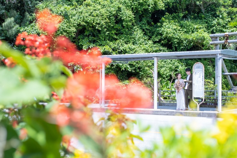 バス停でひとやすみ♪