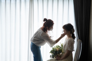 お客様の肌の色から似あう色味を普段のメイクに少しだけ足してみる♪これからのご自身でやるメイクも楽しくなるように♪メイクの時間がもっともっと楽しくなりますように♪