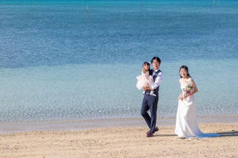 お子さん連れ大歓迎♪【ベビーシッター付き】フォトウェディングMプラン!(ロケ地2箇所)