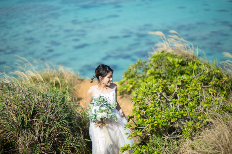 【沖縄の海と森の両方で撮れる!】フォトウェディングプランM -思い出ムービー付き♪