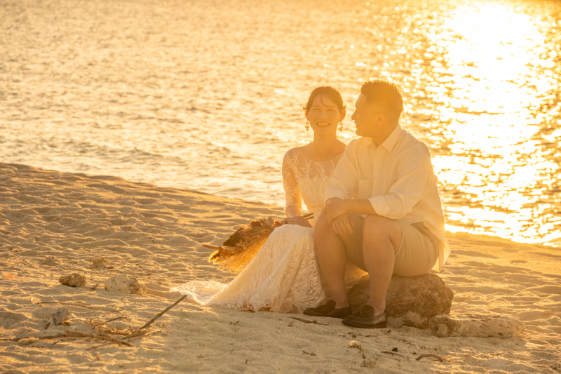 沖縄を旅するフォトウェディングSプラン+サンセット