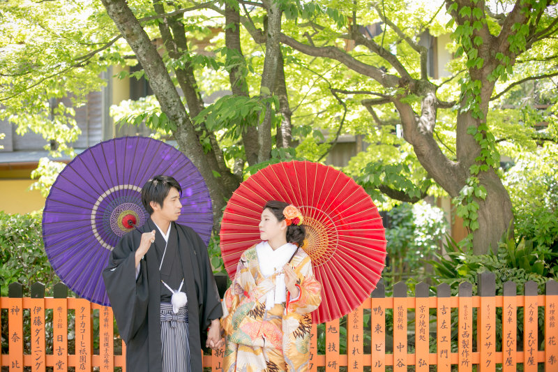 華やかな。