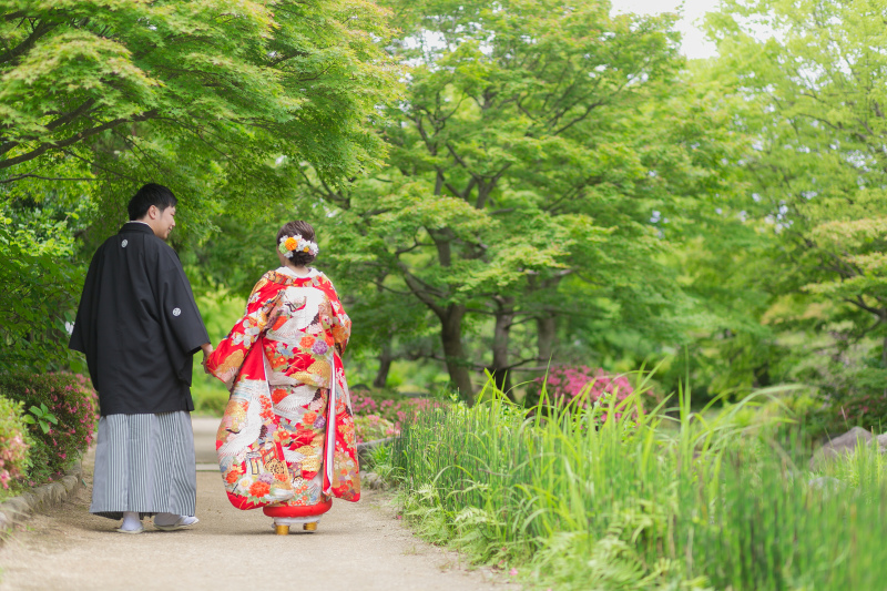 手を繋いで