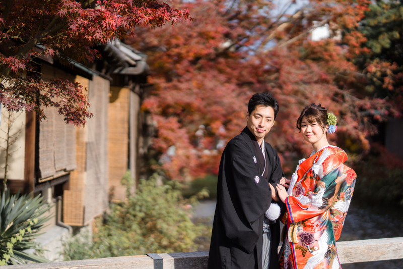 紅葉とともに