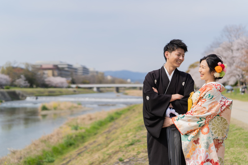 新郎さまをぎゅうっと