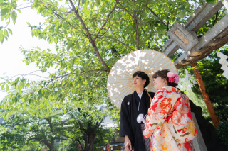 深緑と木漏れ日♪初夏の日に和婚フォト