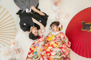 スタジオで安心♪笑顔でフォトweddign
