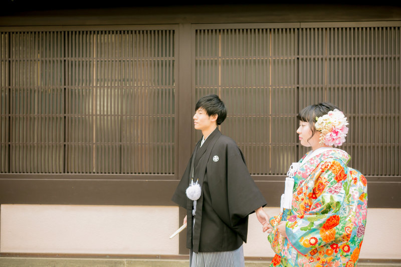 手と手