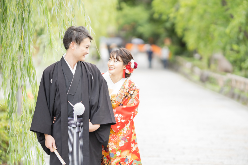 新郎さまの後ろに♡