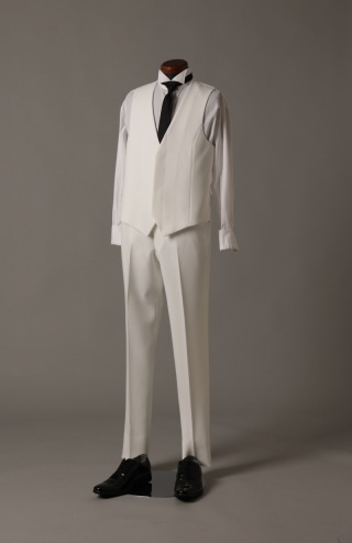 ホワイト(ジャケットなし)