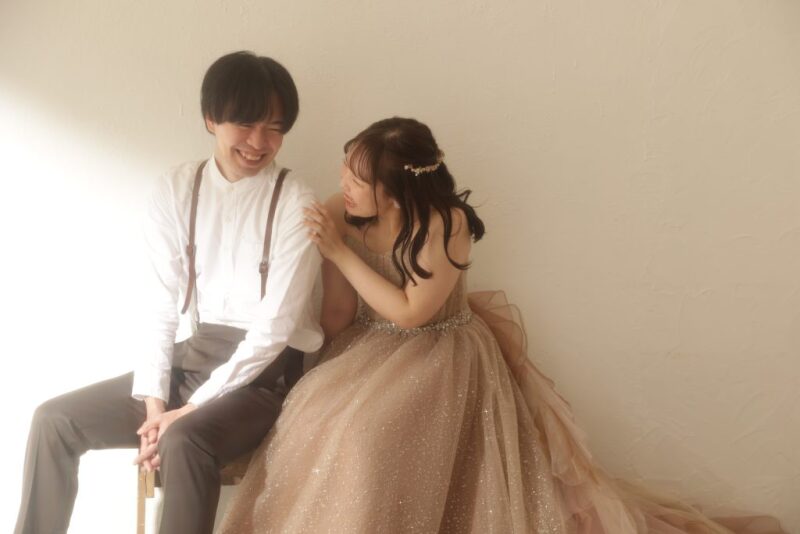 ベージュドレス