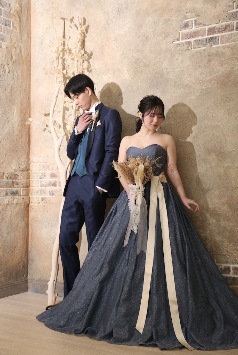 ネイビー×ネイビーでお洒落な雰囲気に。