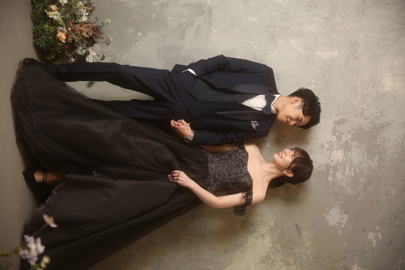 ネイビー×ブラックでシックに