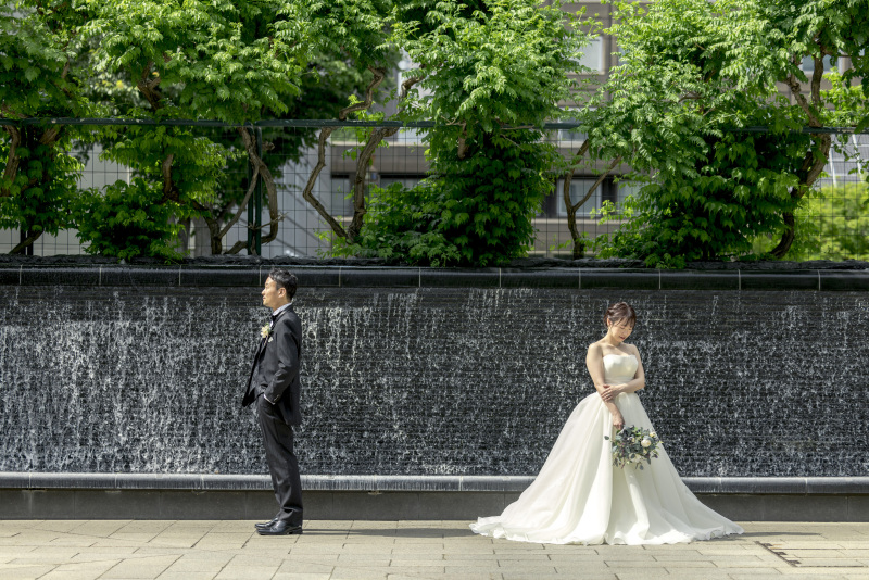 横幅を存分につかったクールな1枚