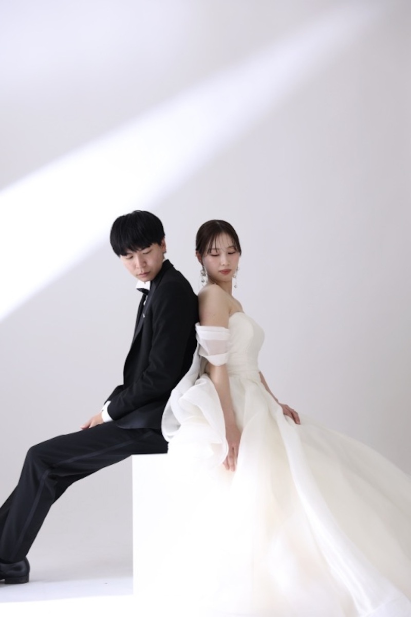 【ウェディングドレス】ファッショナブルに