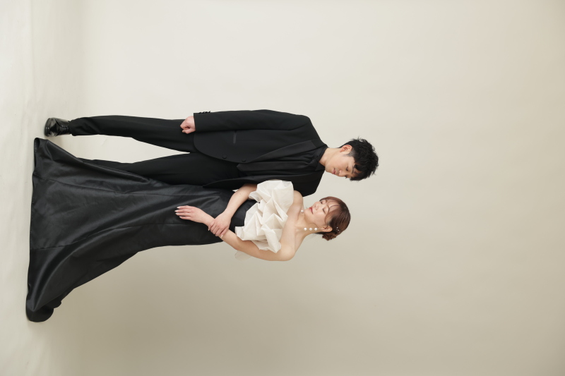 【ブラックコーデで印象チェンジ】