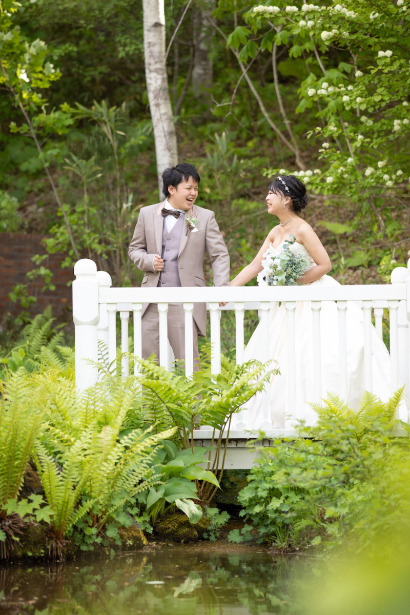 白い幸福の橋を二人で渡ったり♡