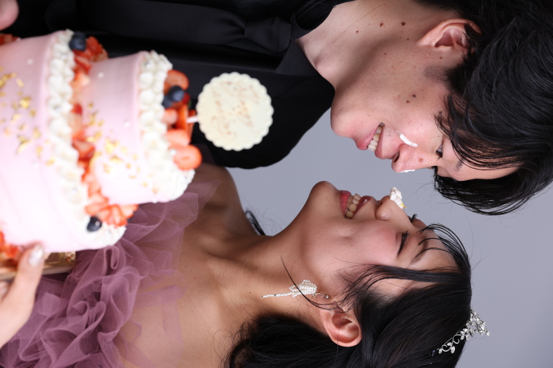 お鼻にクリームを。お持ち込みケーキでお茶目な演出