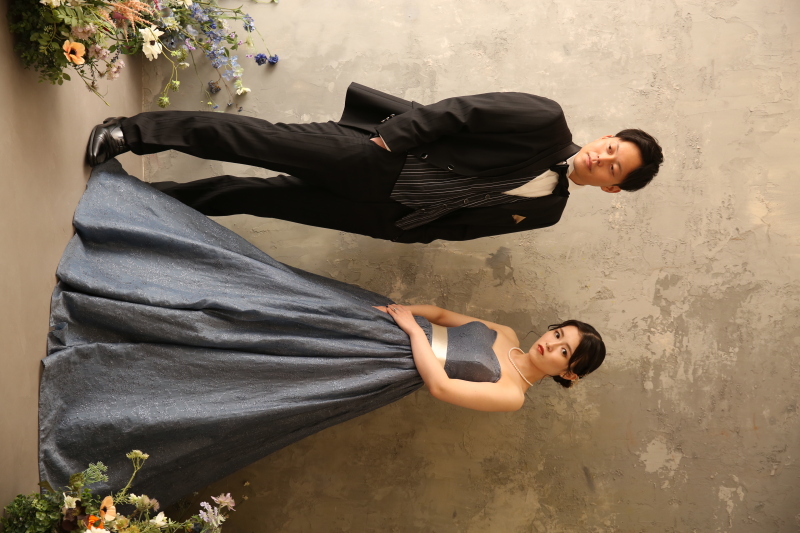 カラードレスはクールに撮影