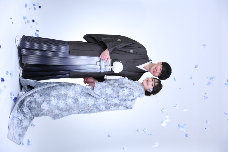 今、注目の繊細なレース刺繍の色打掛