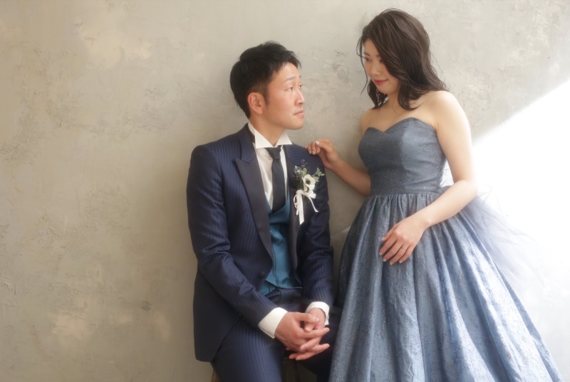 カラーはシックに大人っぽく