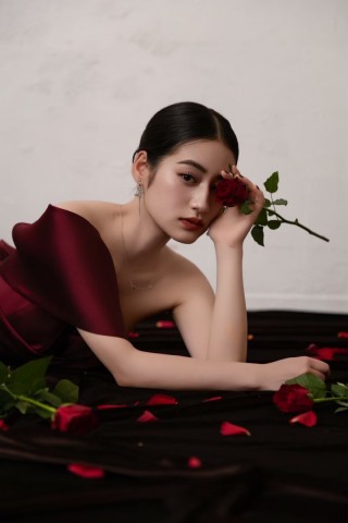 【4月中のお申込み限定特典あり】ソロウェディング　洋装シンプルプラン