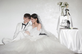 土日祝日のご予約OK！気になるお衣装のご試着が可能！無料ご相談会開催！