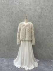 ショール（アイボリー長袖）