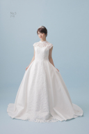 ウエディングドレス No.5