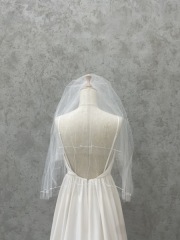 ショートベール　刺繍×パール①