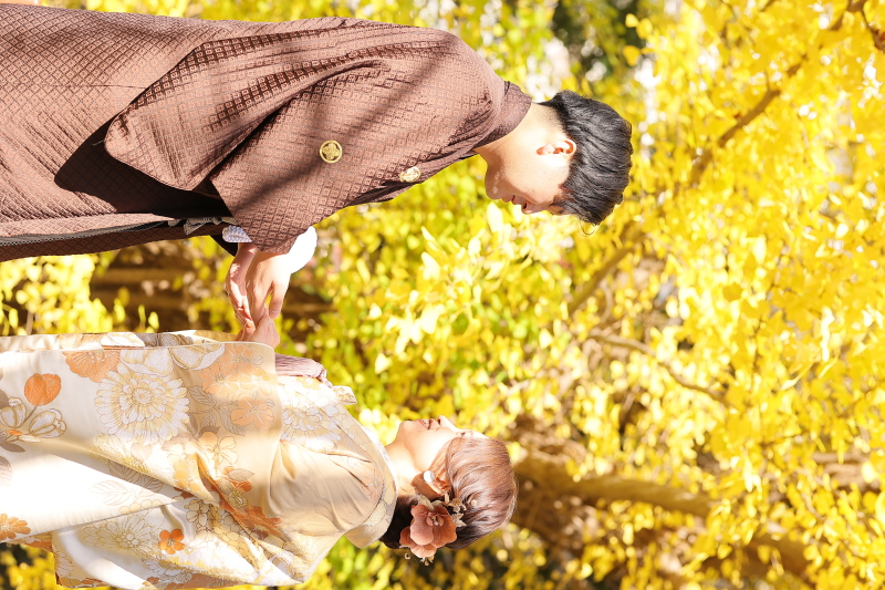 紅葉をバックに撮影♪