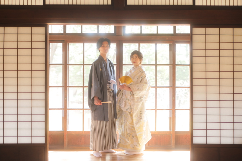 シンプルな立ち姿