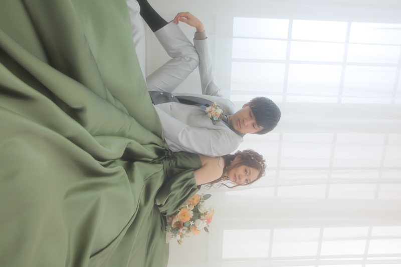 新作のカラードレス❁