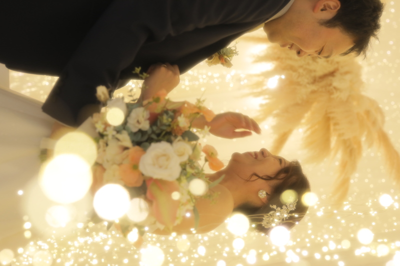 幻想的な光に囲まれながら✩