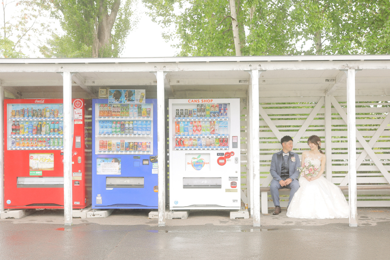 雨宿り中のお2人
