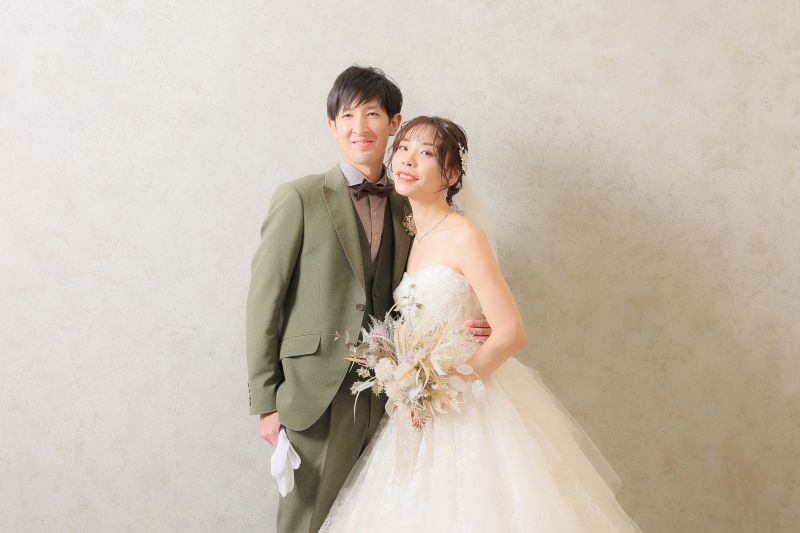 2着目：ウェディングドレス