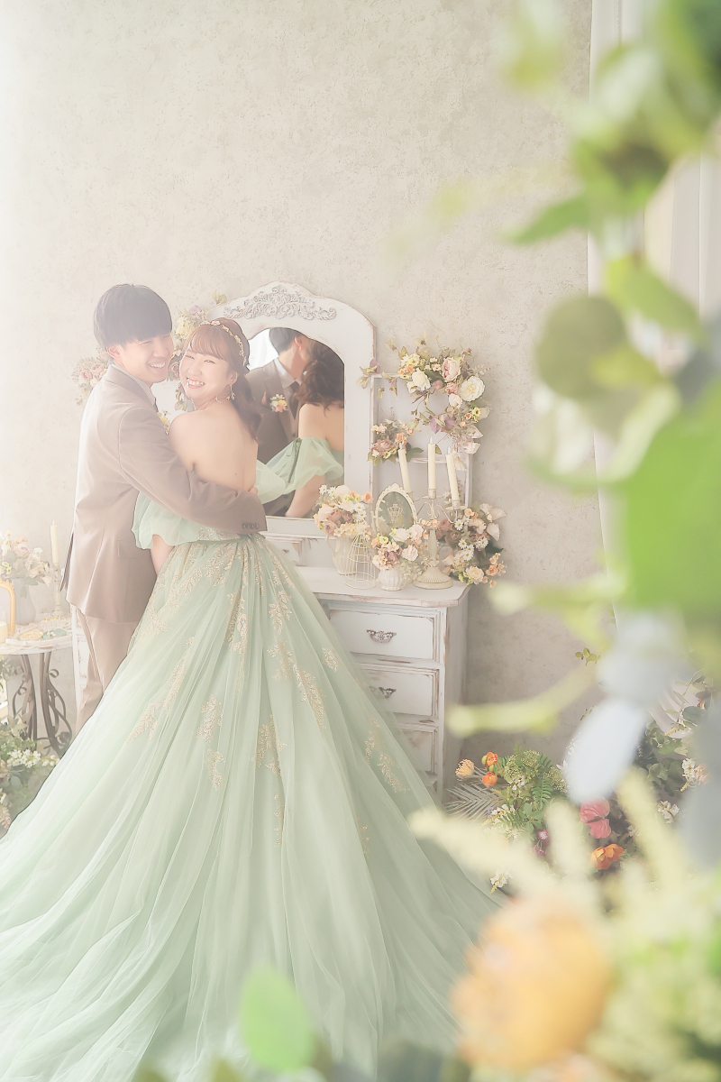 アンティーク調のドレッサーで