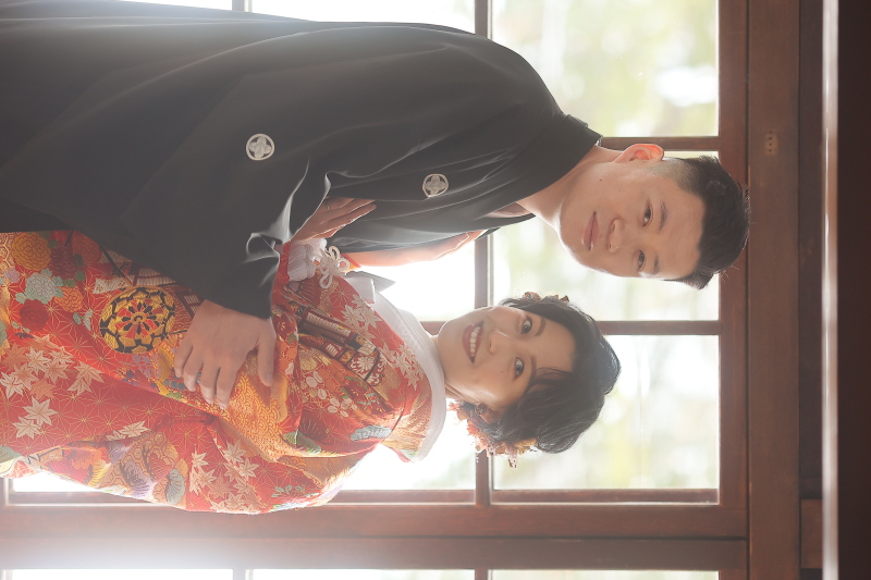 向かい合わせで