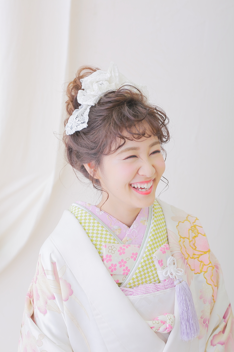 ヘアメイクにも可愛さをぎゅっと詰め込んで