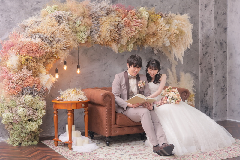 一緒に本を読むおふたり❀