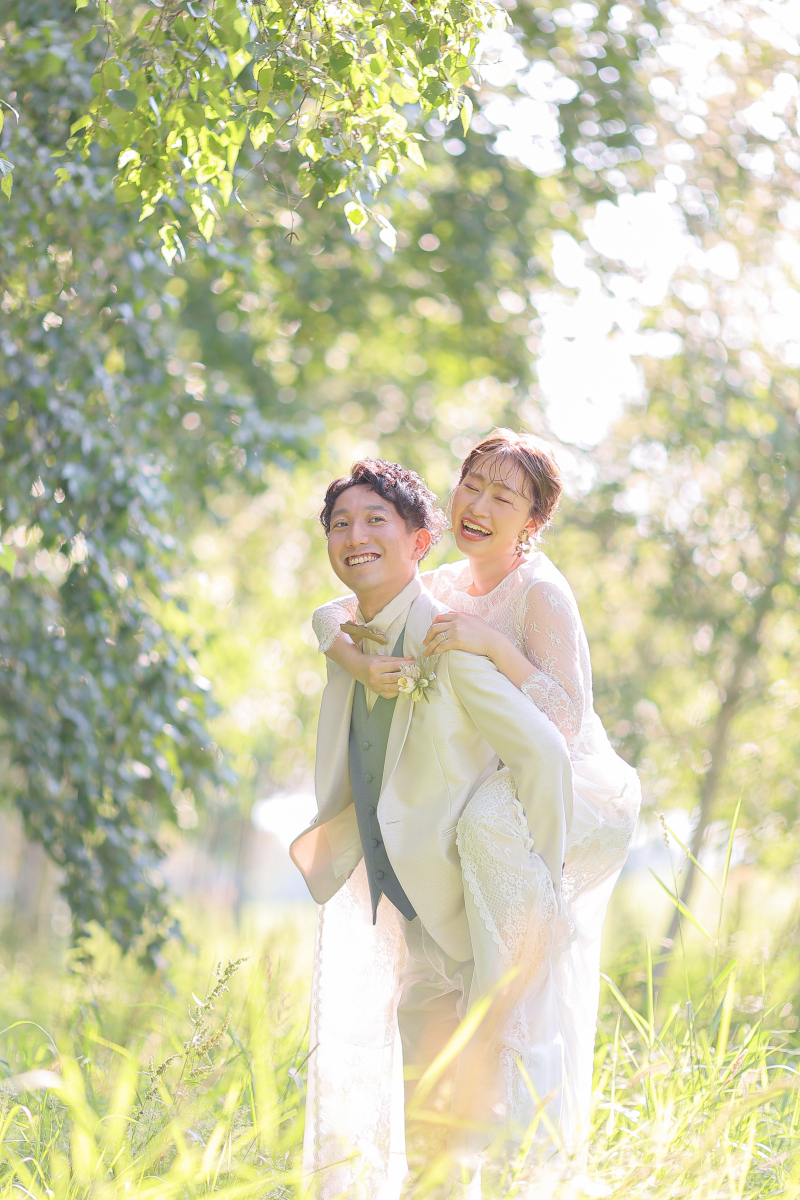 可愛らしいおんぶショット☆彡