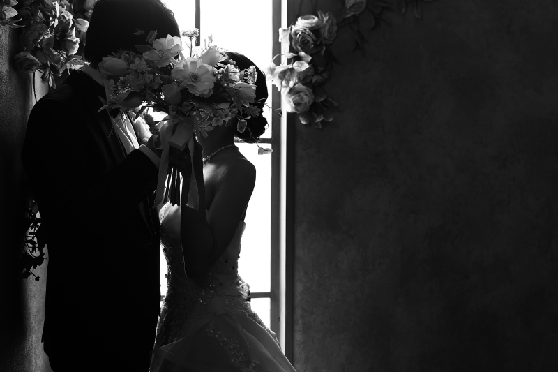 ブーケでお顔隠し