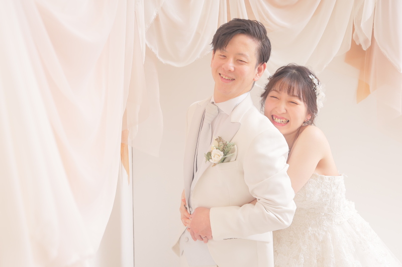 後ろからぎゅっと!