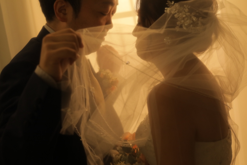 ドラマチックな空気感で