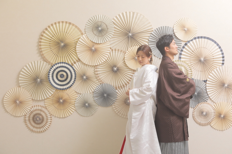 背中合わせでしっとりと・・