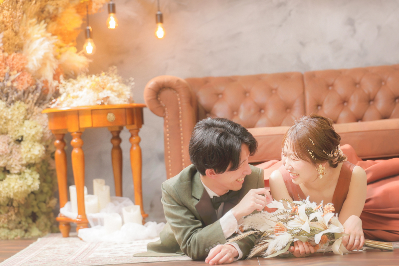 寝ころびで楽しそうに!