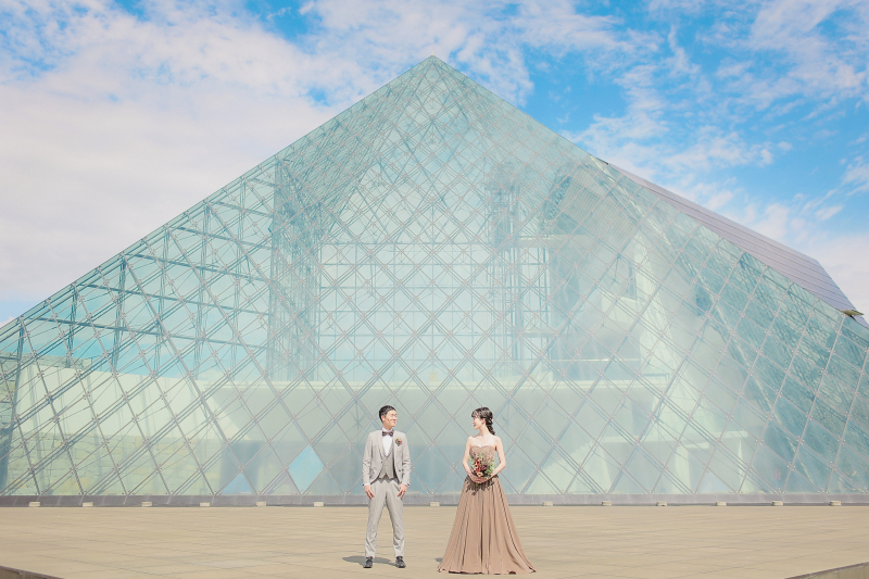 ガラスのピラミッド⚘